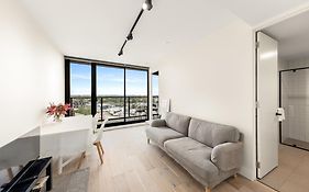 Convenient Located 1 Bedroom Apartment In Hawthorn